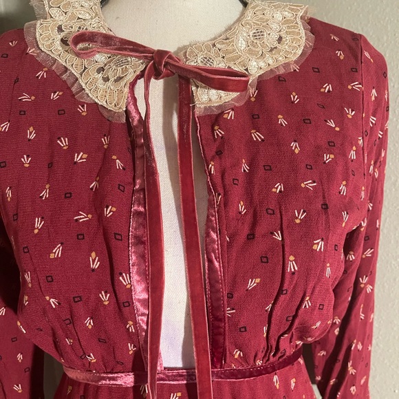 Vintage inspired mini dress - Picture 5 of 10